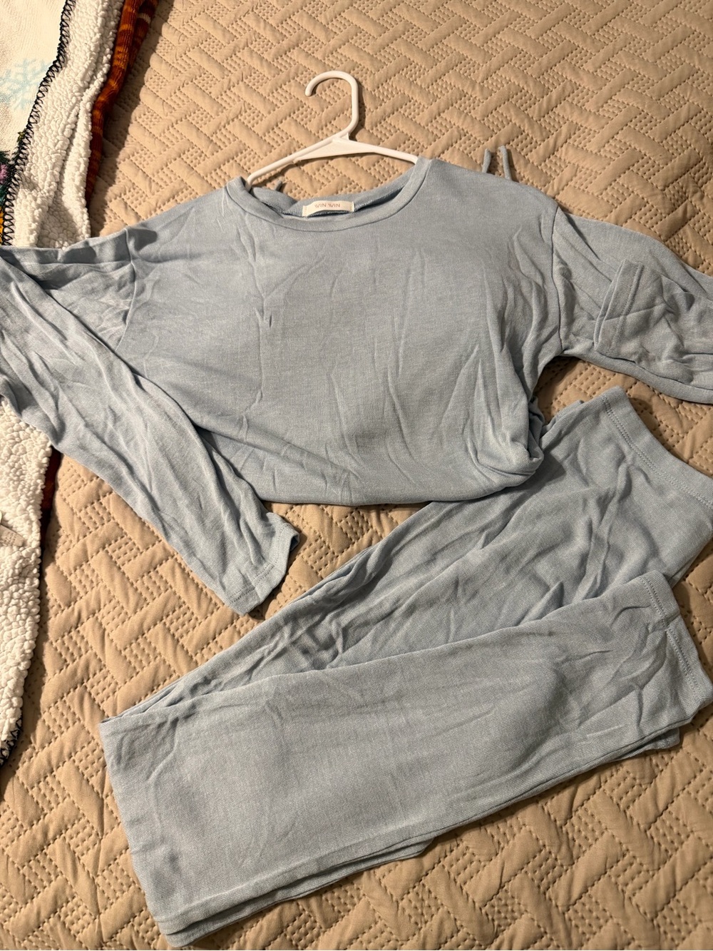 💙 WIN WIN Side-Ruched 2-Piece Set – New